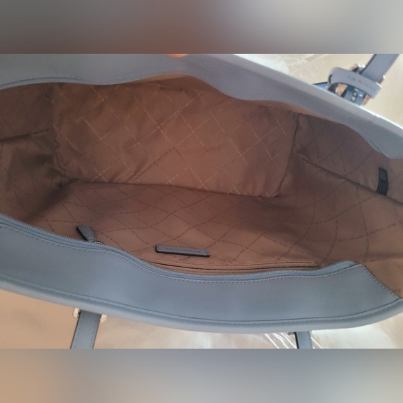 Michael Kors Sky Blue Signature Tote - Picture 7 of 14